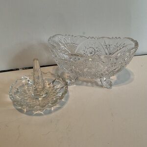A vintage crystal ring holder and oval crystal dish with four crystal feet